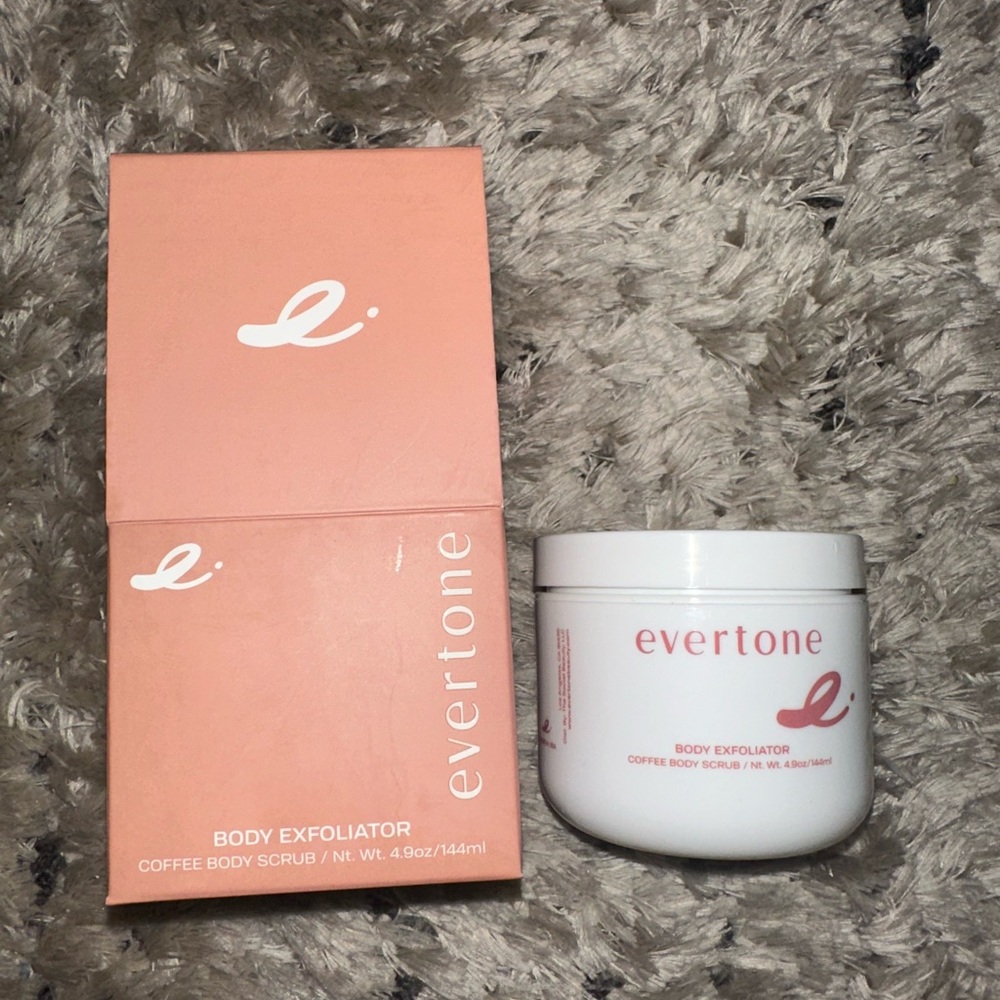 Body Exfoliator Coffee Scrub - White & Pink